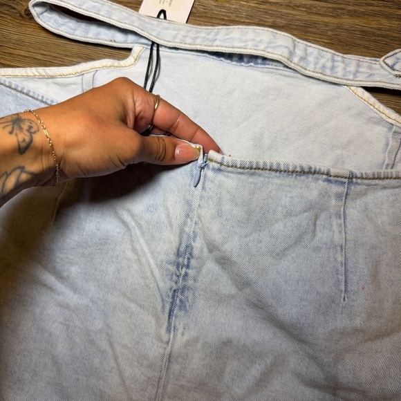 WeWoreWhat Light Wash Denim Mini Skirt with Cut-Out Waist Size L NWT - Picture 8 of 13